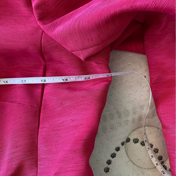 Business suit - Picture 6 of 6